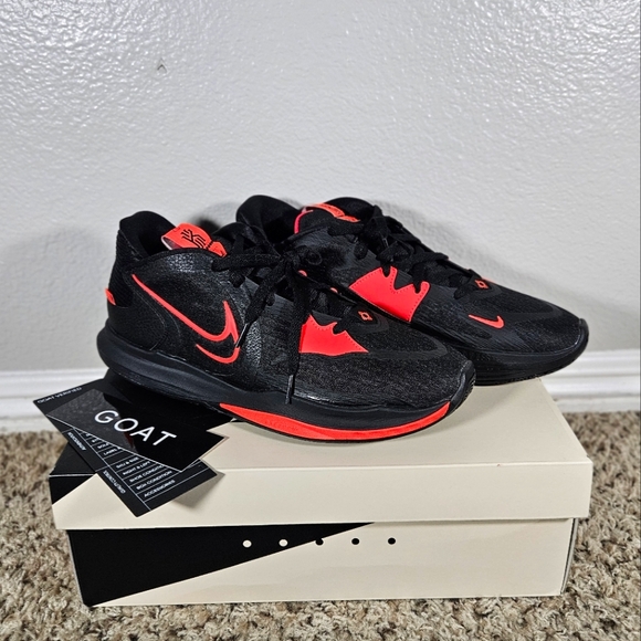Nike Kyrie Low Black Bright Crimson Size